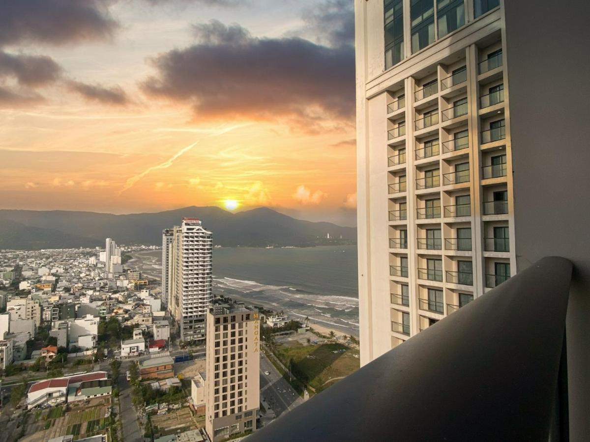 Luxury With Ocean View - 1 Minute To Apartment Da Nang