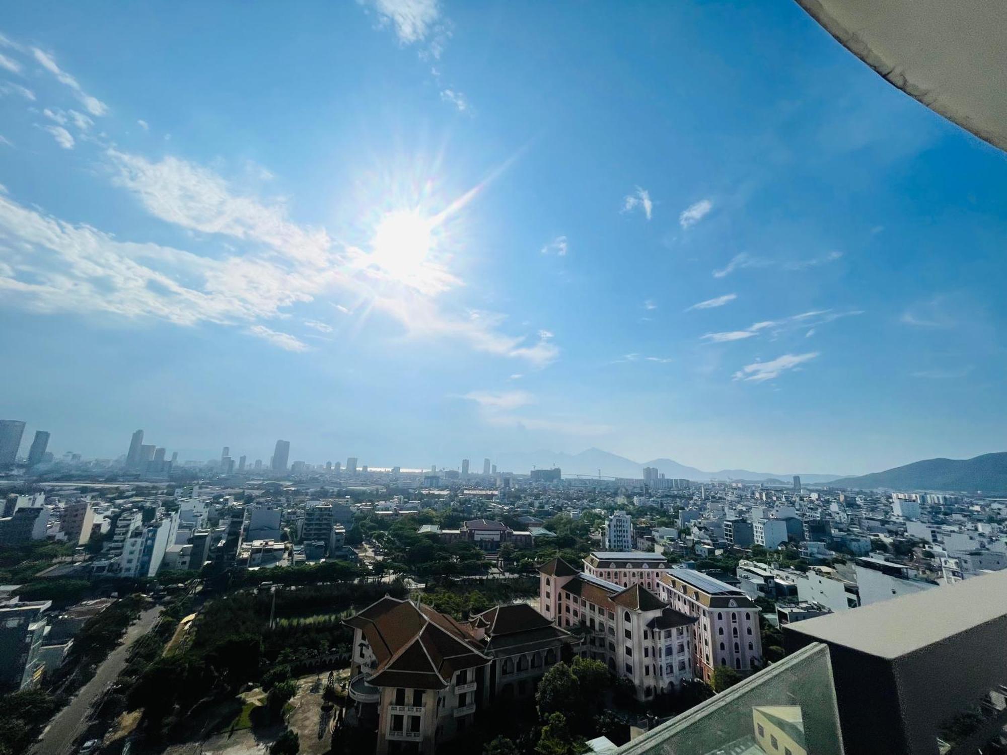Căn hộ Luxury With Ocean View - 1 Minute To
